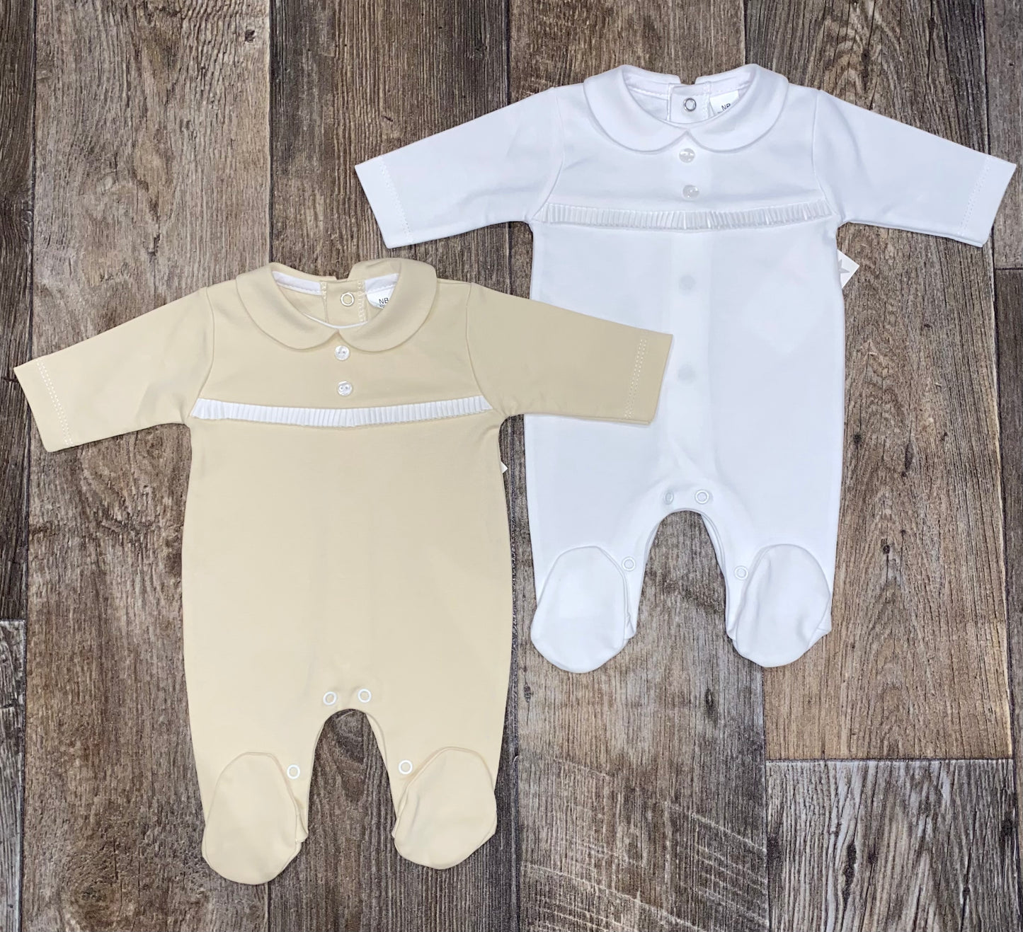 Traditional baby grow with Peter Pan collar