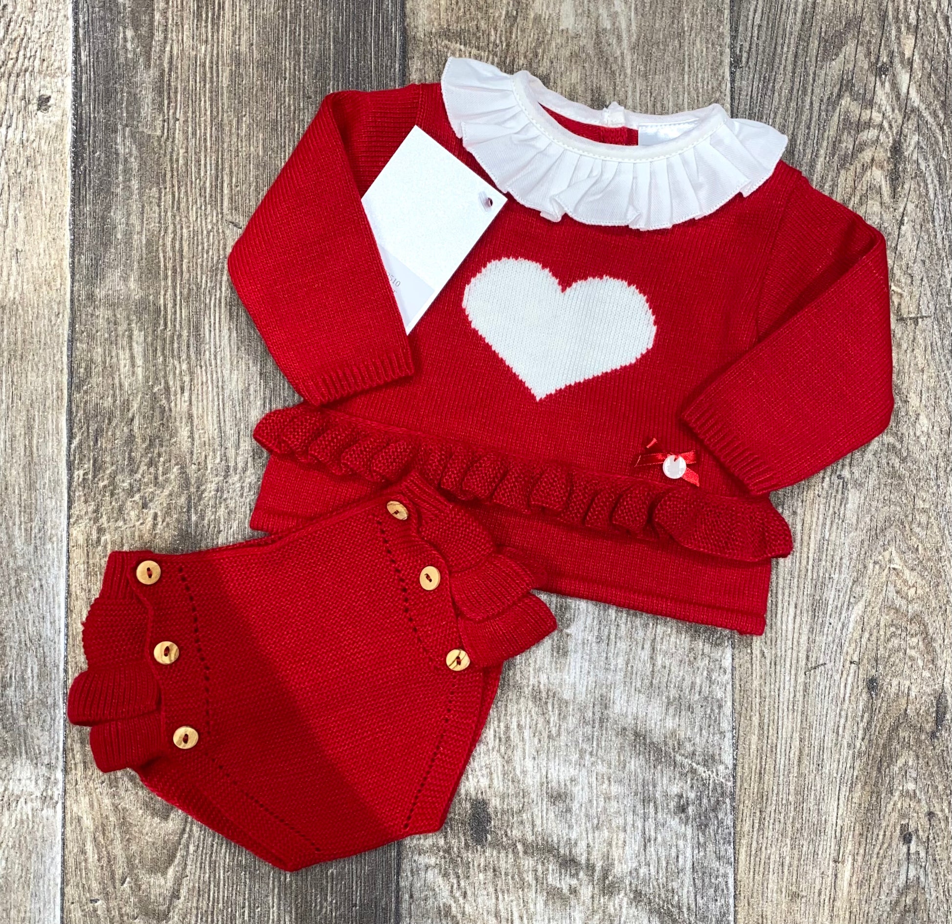 Pex Red knitted baby girl outfit with white heart detail