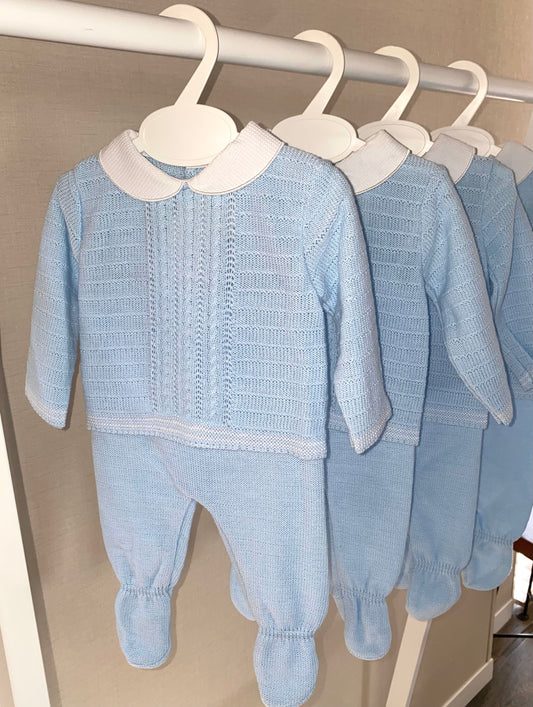 Blue knitted baby two piece set with white collar